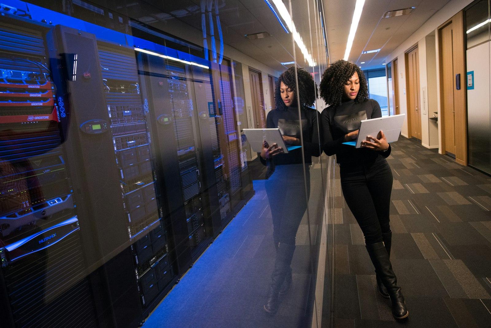 Network installation and after-sales support for the public sector